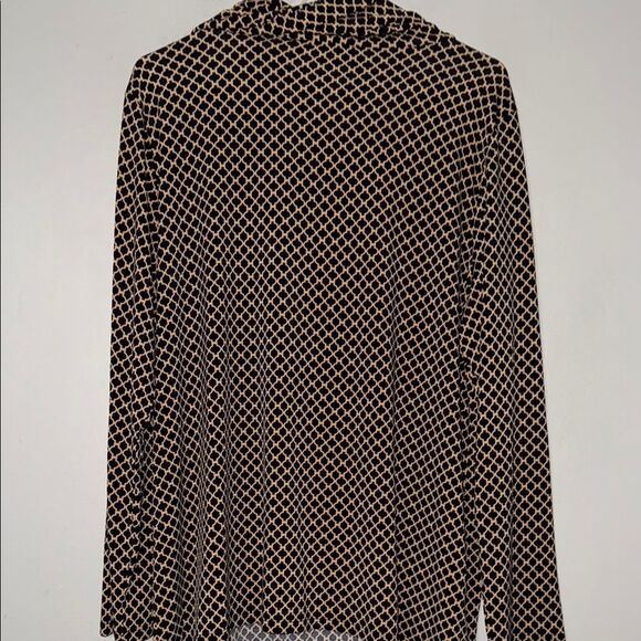 Investments Black and Tan Patterned Blouse - Picture 12 of 12